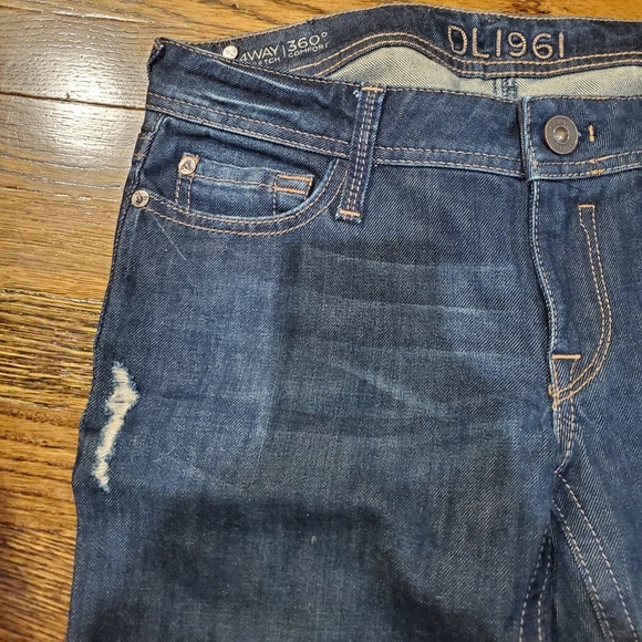 DL 1961 Kate Cropped Jeans Size 28 - Picture 3 of 6